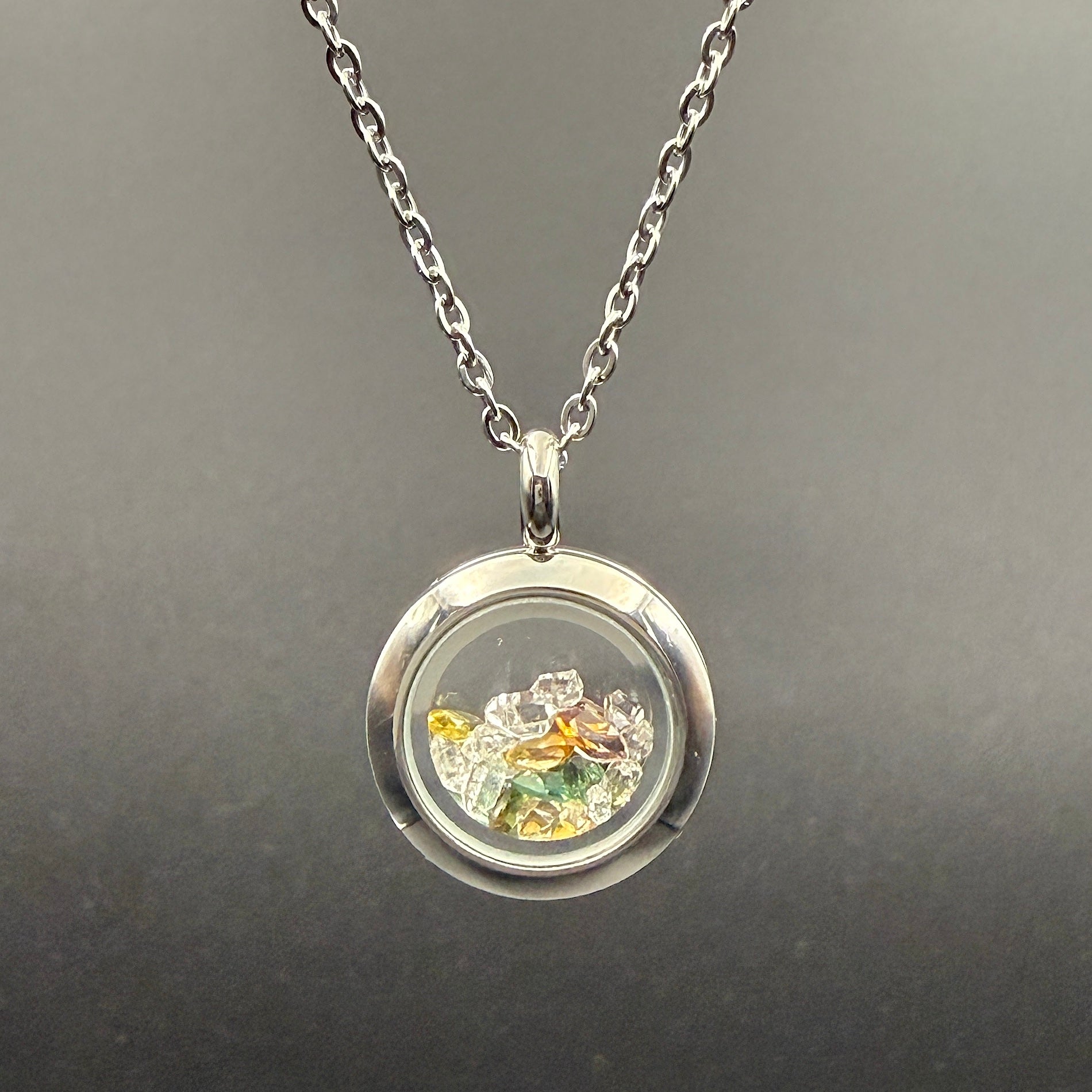 minはる★天然スフェーン★リング、ペンダントオーダー オフスプリング(OFFSPRING) ペンダント - スターリングシルバー